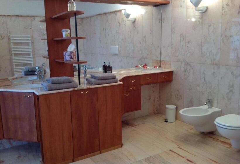Номер Стандарт с Гидромассажем, Villas