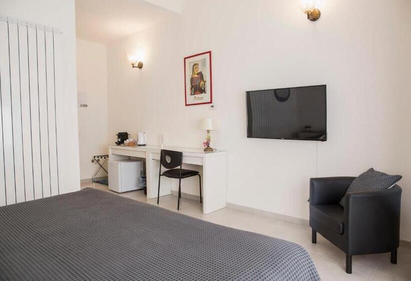 デラックスルーム, Torre 2 San Bonifacio   Locazione Turistica