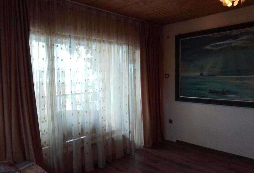 اتاق لوکس, Guest House Amazonia