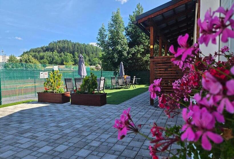带共用浴室的标准房间, Apartmány Podlavice