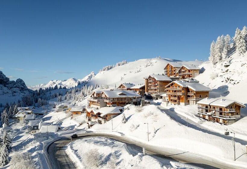 Апартаменты 5 спален, Dormio Resort Les Portes Du Grand Massif