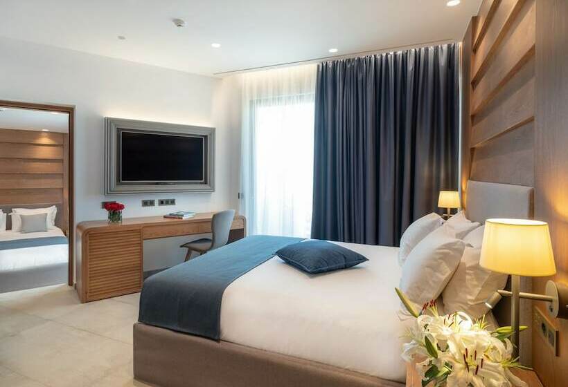 Четырехместный Номер Deluxe, Nana Golden Beach   All Inclusive