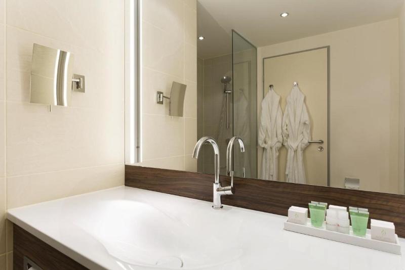 اتاق استاندارد, Ramada By Wyndham Pitesti