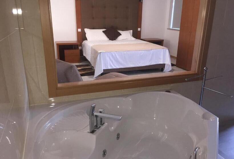 اتاق استاندارد با وان آب گرم, Quinta De Real