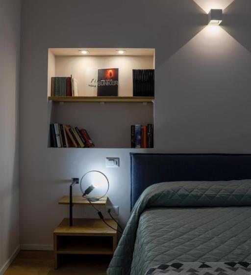 豪华房间, Bed&book