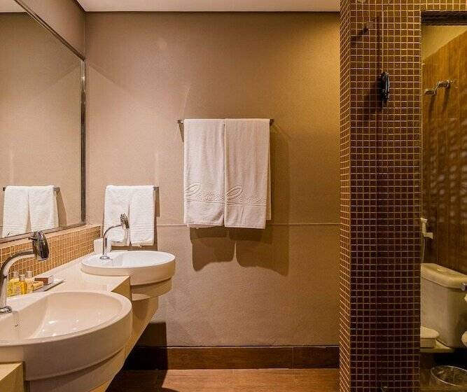 디럭스 스위트, Carmel Charme Resort