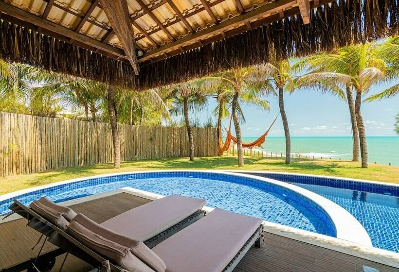 اتاق لوکس چهار تخته, Carmel Charme Resort