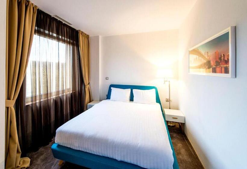 سوییت اجرایی, Business Hotel Conference Center & Spa