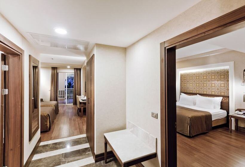 اتاق لوکس خانوادگی, Güral Premier Tekirova   All Inclusive