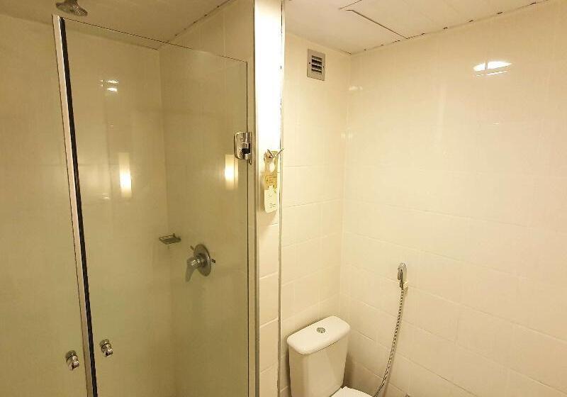 Люкс, Kata Sea Breeze Resort   Sha Plus