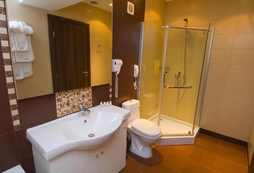Номер Стандарт Индивидуальный, Radina's Way Hotel