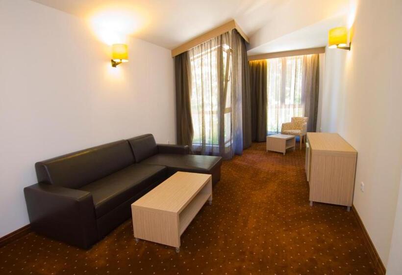 Люкс, Radina's Way Hotel