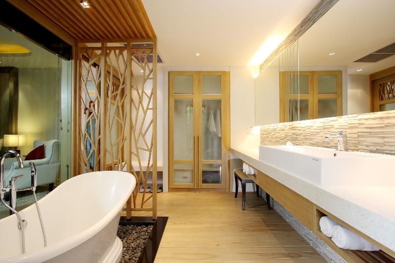 2 베드룸 디럭스 스위트, Wyndham Sea Pearl Resort, Phuket