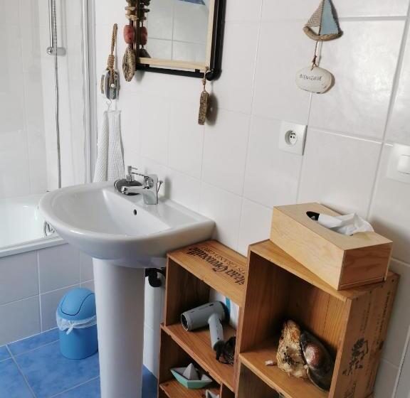 Standard room with outdoor bath, Chambre D Hotes Côté Rance