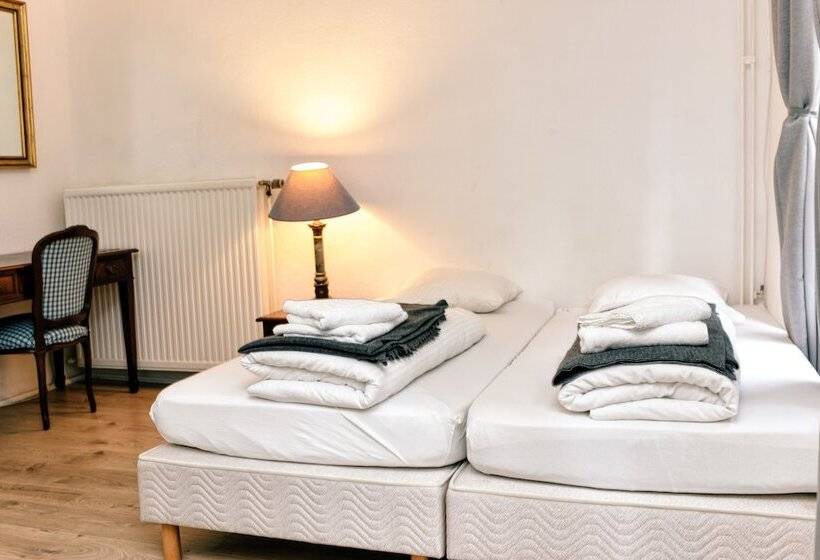 스탠다드 룸, Bed Collège