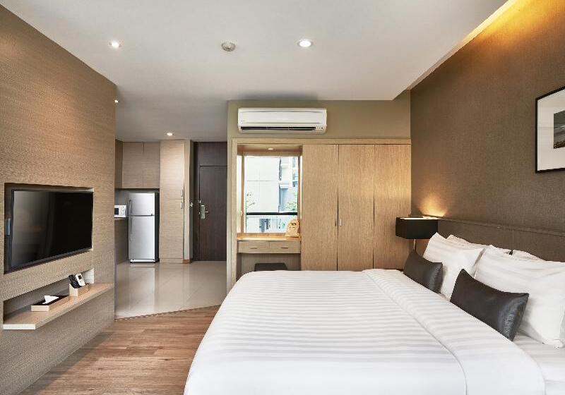 풀장 전망 디럭스 룸, Altera Hotel And Residence By At Mind