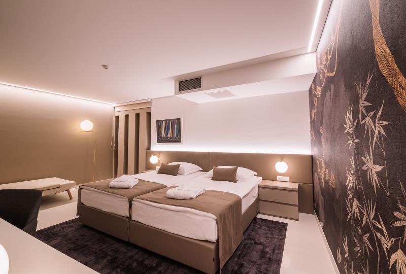 스위트, Altera Hotel And Residence By At Mind