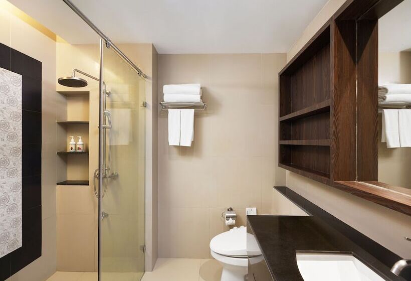 풀장 전망 디럭스 룸, Altera Hotel And Residence By At Mind