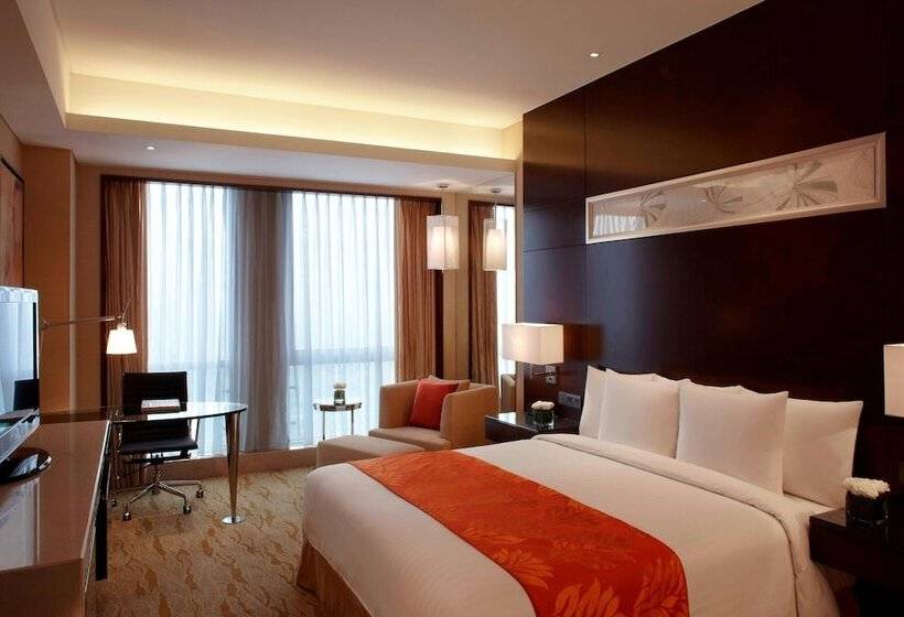 سوییت اجرایی, Courtyard By Marriott Shanghai Jiading