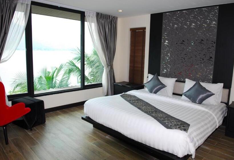 디럭스 스위트 강변 전망, Monsane River Kwai Resort