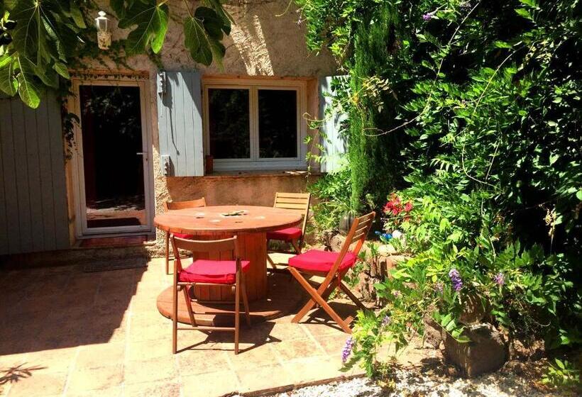 Quarto Estandar Vista Jardim, Féerie Love