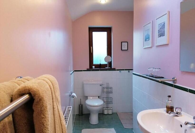 Deluxe Room Sea View, Valhalla Bnb