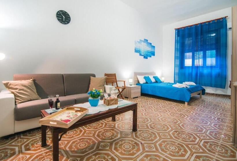 חדר סטנדרט לשלושה, B&b U Prufissuri
