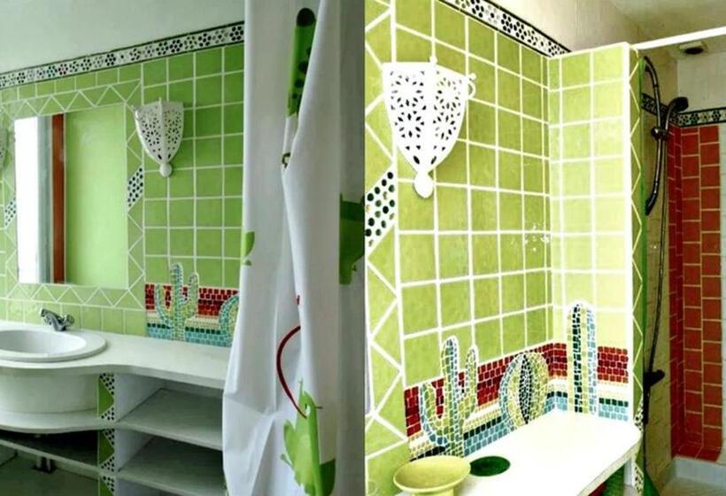 Семейный Номер, Les Flots De Ma Vie Chambres D Hotes Et Tipi Florence Et Virginie Gossin