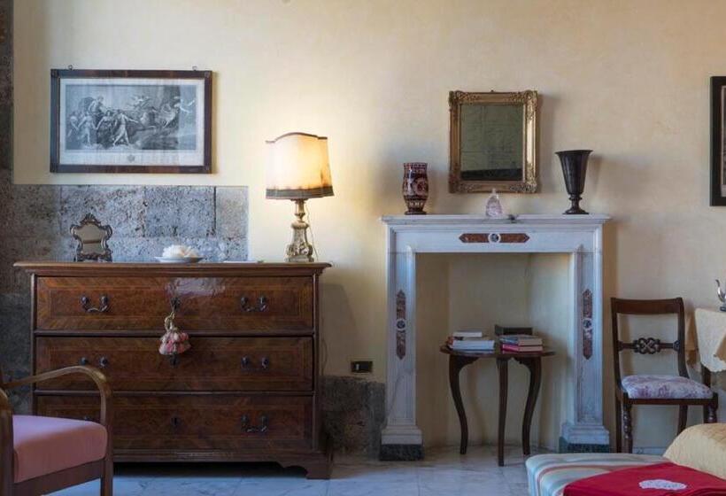 سوییت جونیور, Luxory Suite Su Lungarno