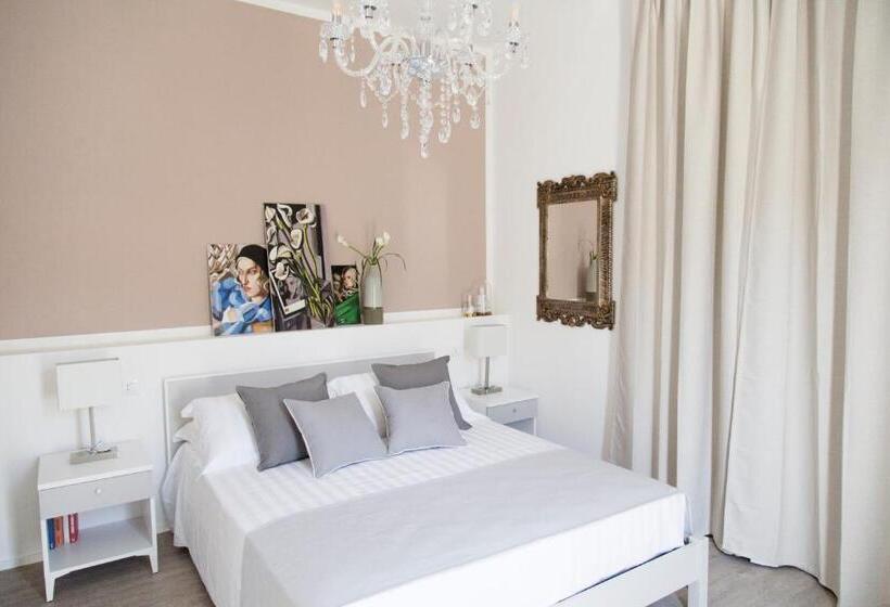 Номер Стандарт с Балконом, Amarti Suites B&b