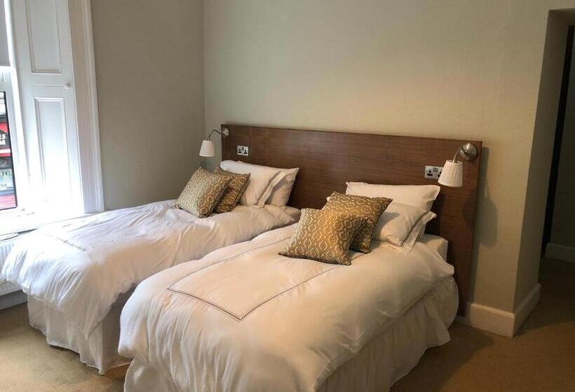Quarto Estandar, Five Glens Inn