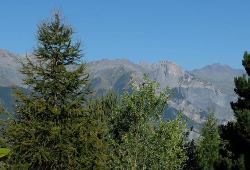 اتاق استاندارد با چشم‌انداز کوهستان, Chambre D Hôtes   La Maurillonnette