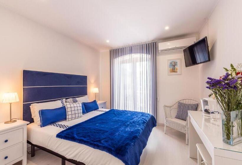 اتاق استاندارد, Suites @ Portarade