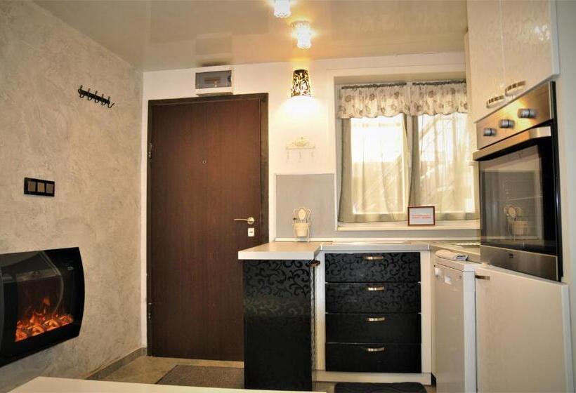 Апартаменты 1 Спальня, Ema Artistic House