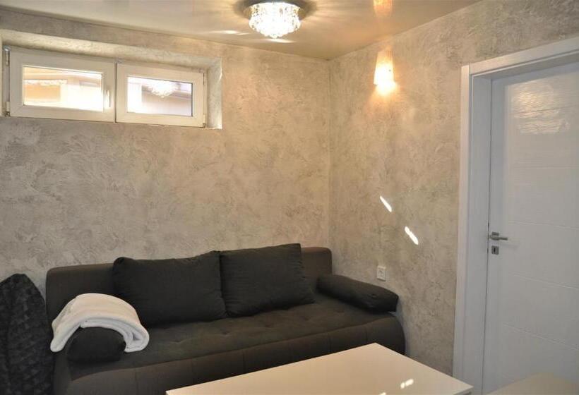 Апартаменты 1 Спальня, Ema Artistic House