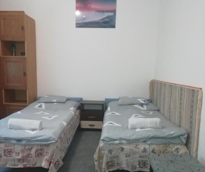 Трехместный Номер Классика, Privát Szállás Miskolctapolca