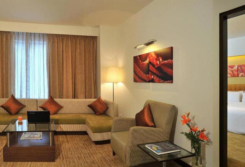 行政套房, Four Points By Sheraton Hotel And Serviced Apartments Pune