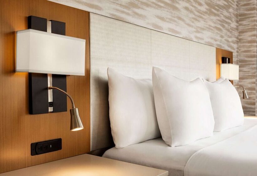 小型套房, Radisson Blu Hotel Pune Kharadi