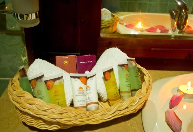 Номер Deluxe с Видом, Randholee Resort & Spa