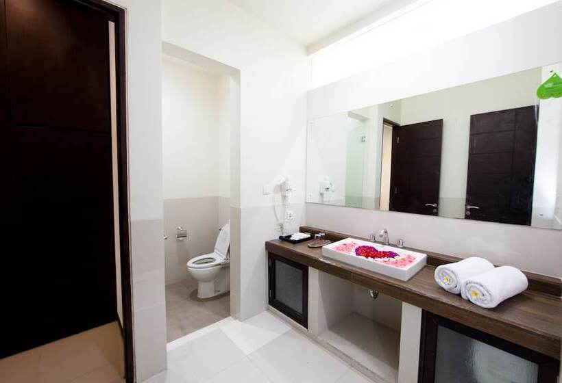 سوییت, Sunset Mansion  Seminyak