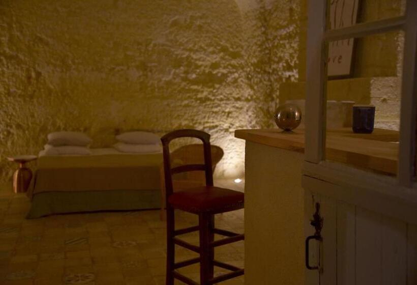 מיטת קינג בסוויטה, Le Gaimont Maison D Hôtes Vouvray