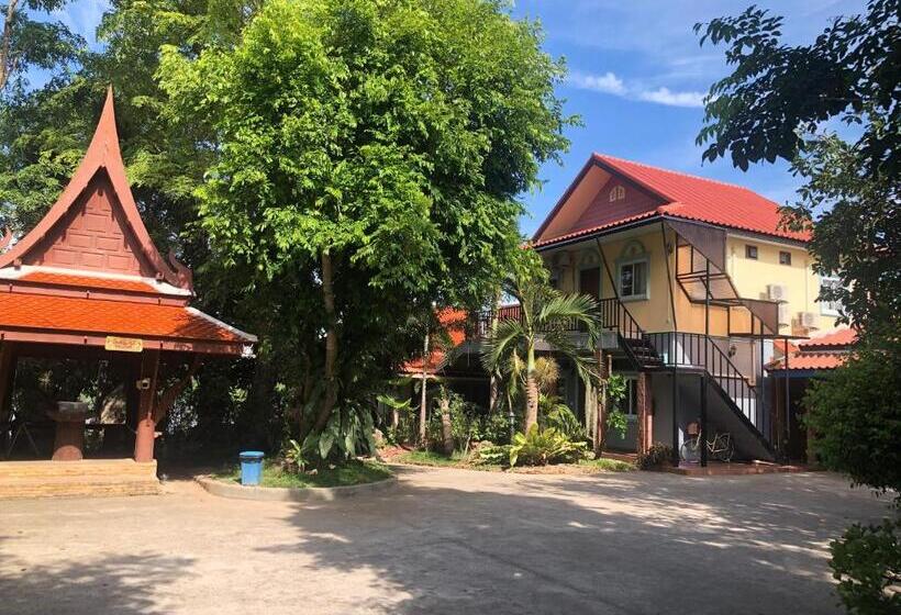 Стандартный Номер Кровать Кинг, Ruen Thai Ban Rim Nam