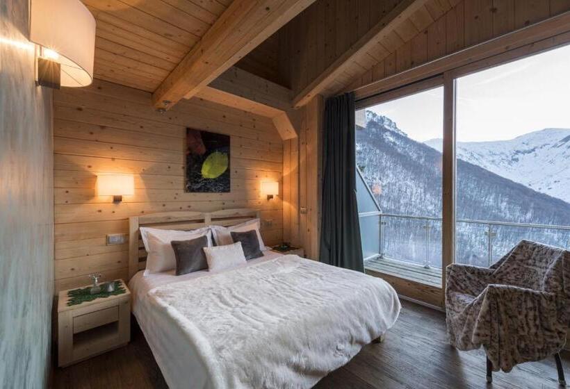 Номер Стандарт с Балконом, Chalet Morel 1586 Hotel & Spa