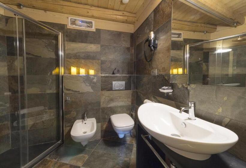 Номер Стандарт Трехместный, Chalet Morel 1586 Hotel & Spa