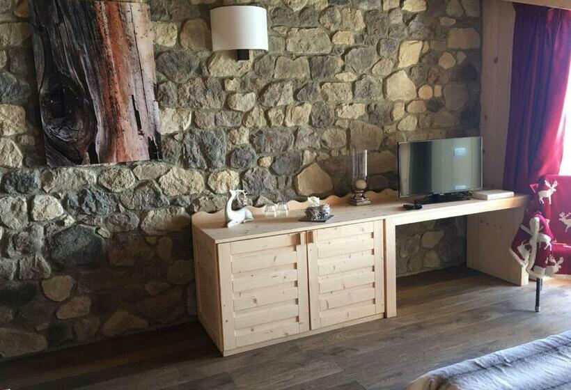 Люкс 2 Спальни, Chalet Morel 1586 Hotel & Spa