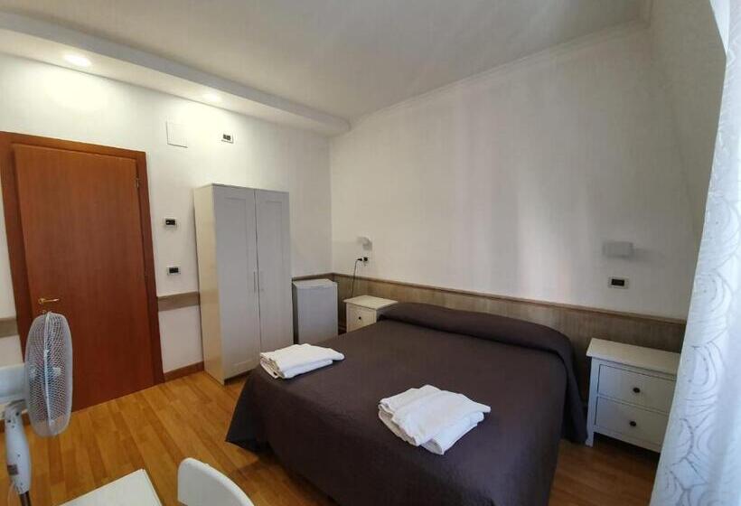 标准间, Camere Santa Rita