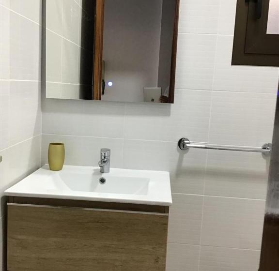 اتاق خانوادگی با چشم‌انداز دریا, Apartamentos Playamar