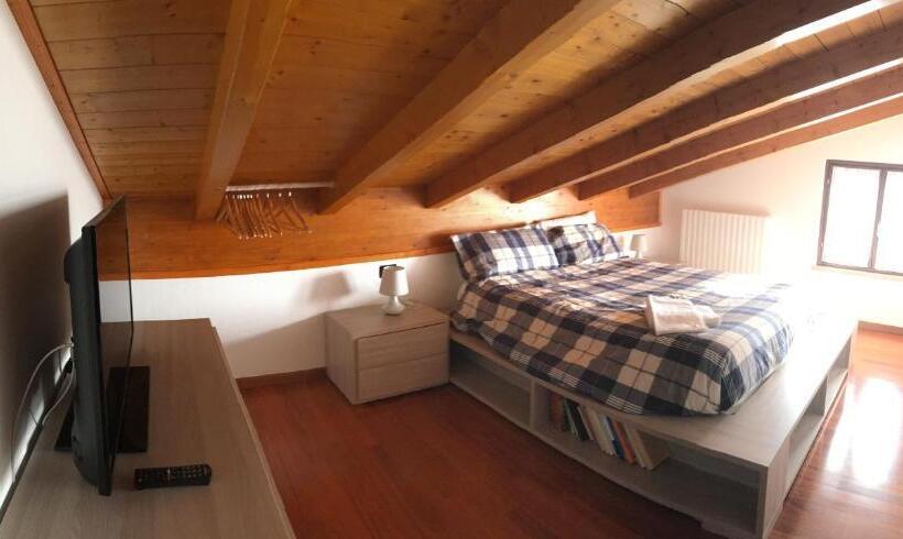 سوییت, Casa Dany