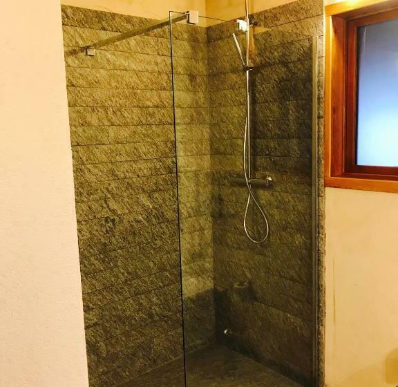 اتاق راحتی سه تخته, B&b Balançon Mountain Lodge