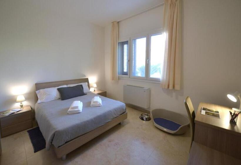 Standard room with outdoor bath, B&b Dei Ciclopi